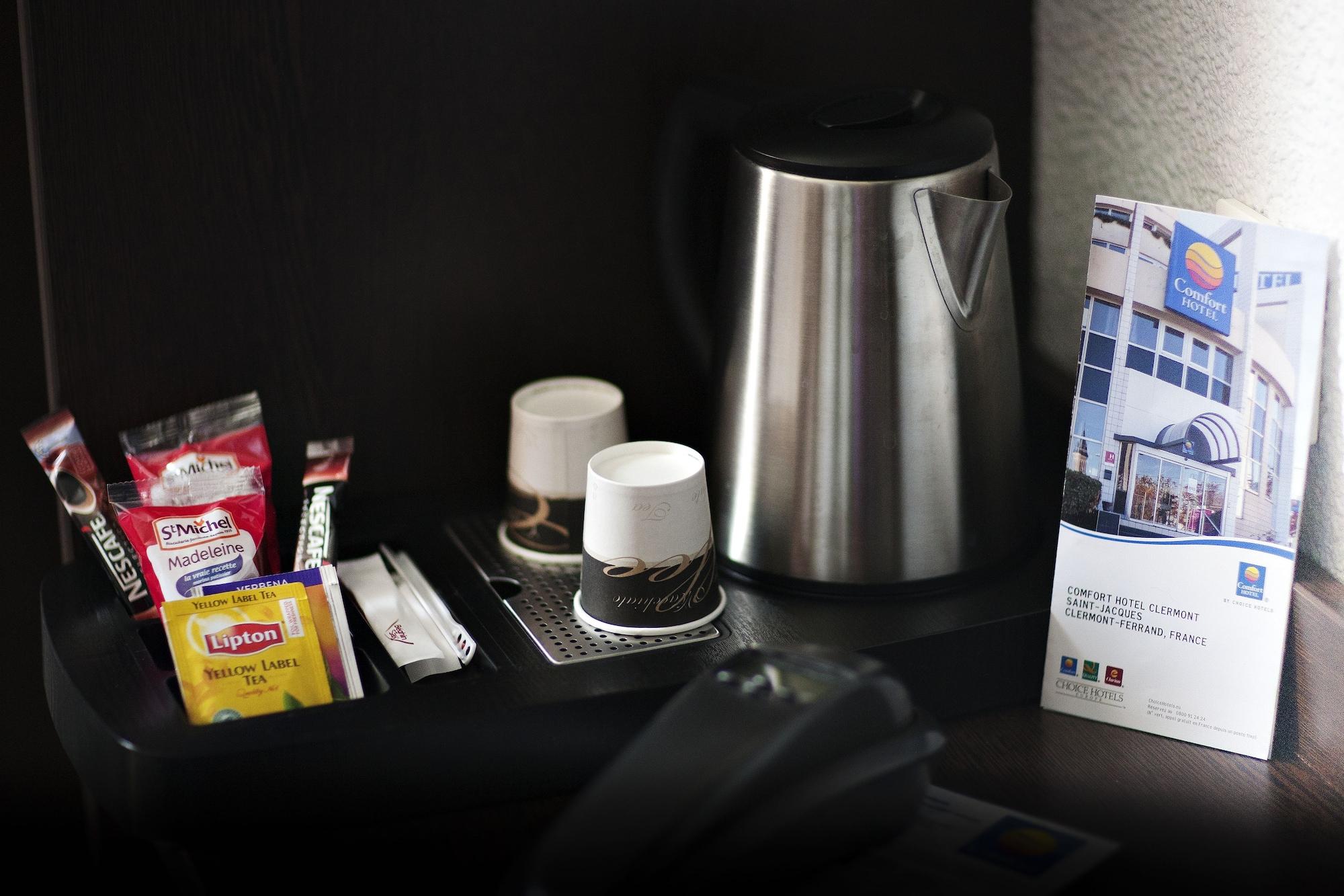 Comfort Hotel Clermont Saint Jacques Esterno foto