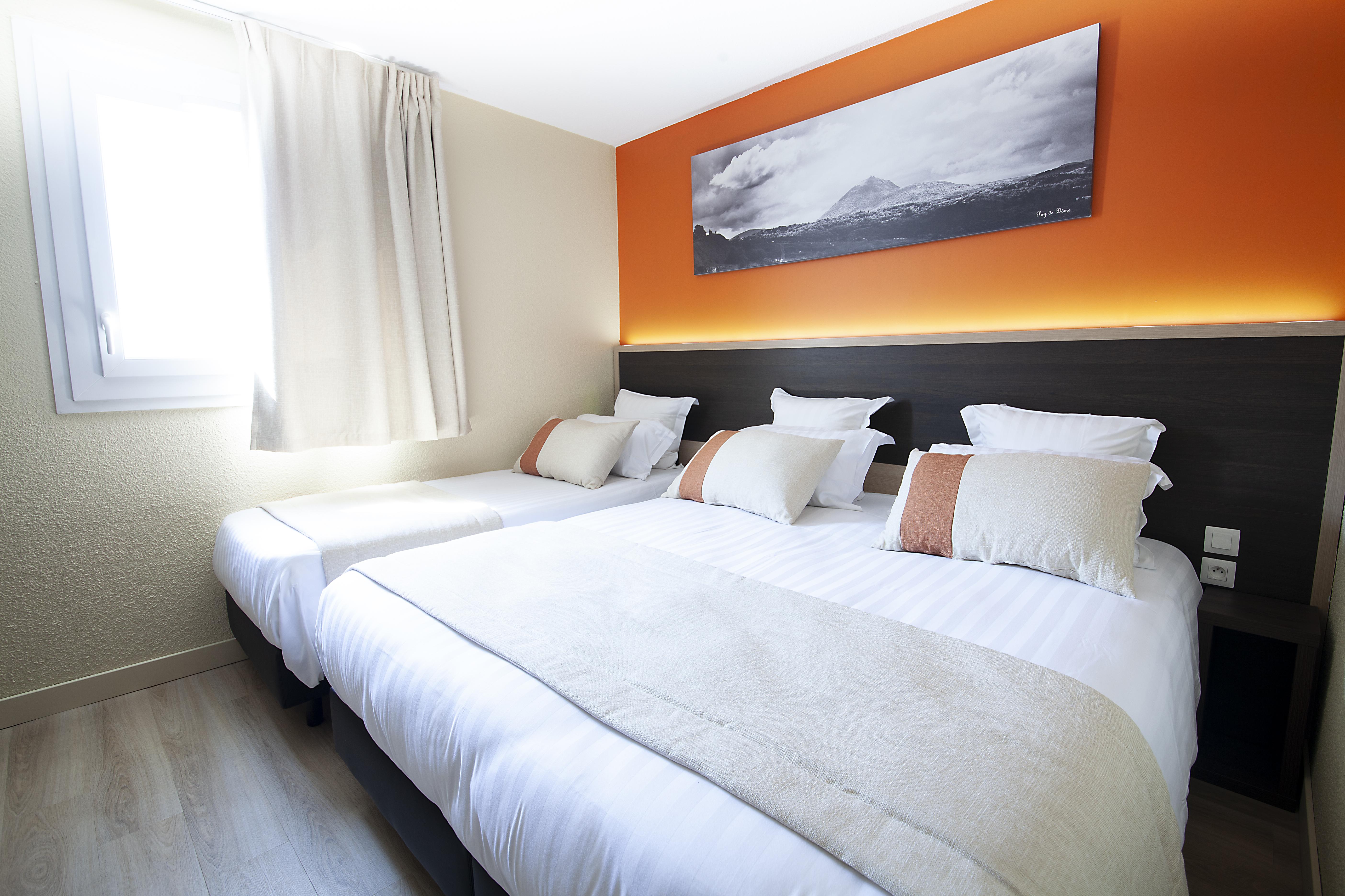 Comfort Hotel Clermont Saint Jacques Esterno foto
