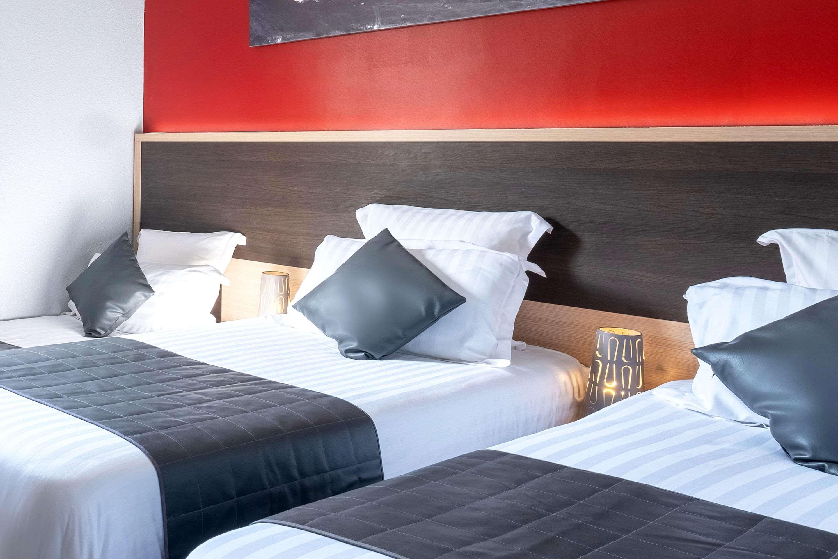 Comfort Hotel Clermont Saint Jacques Esterno foto