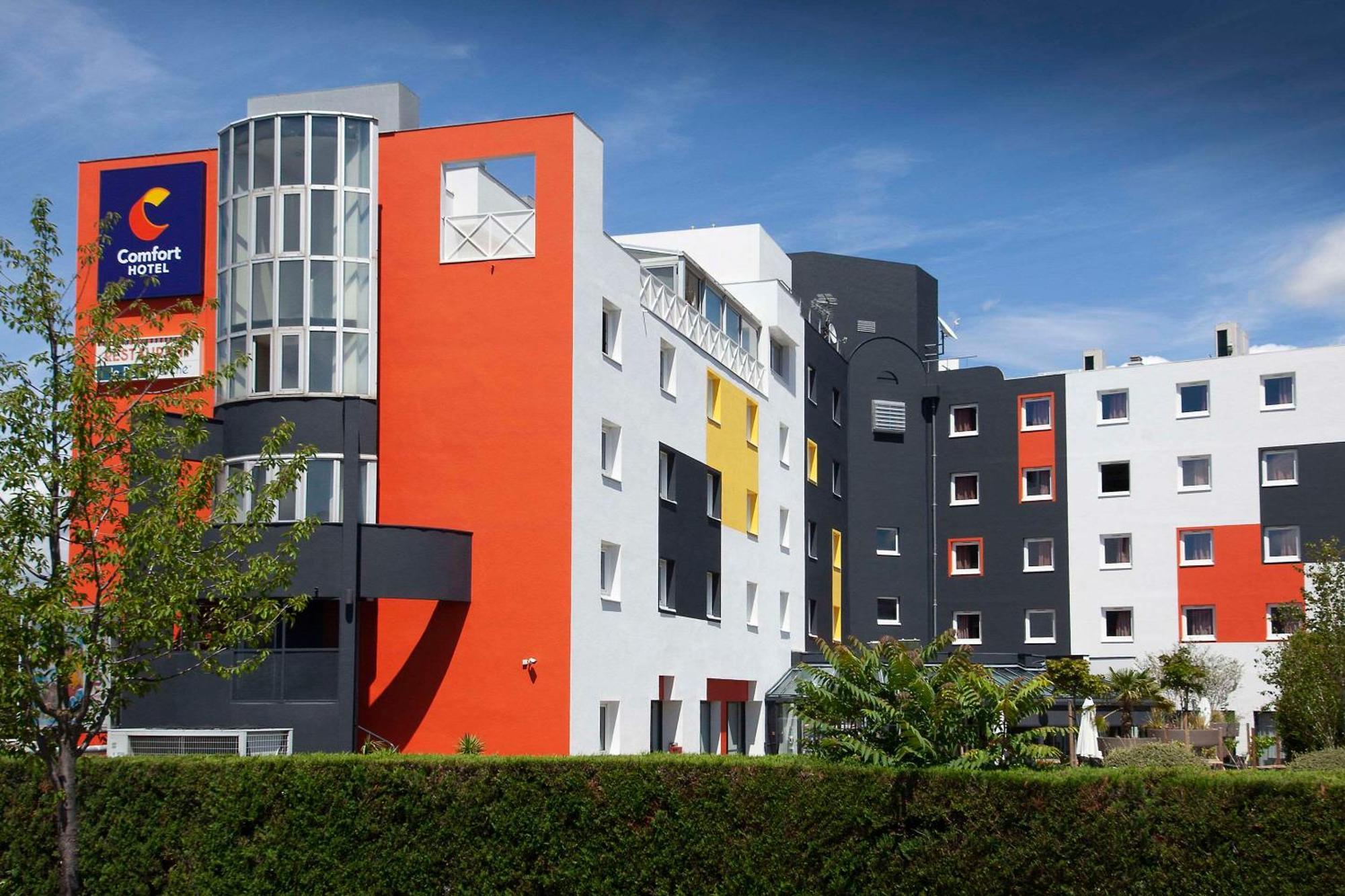 Comfort Hotel Clermont Saint Jacques Esterno foto